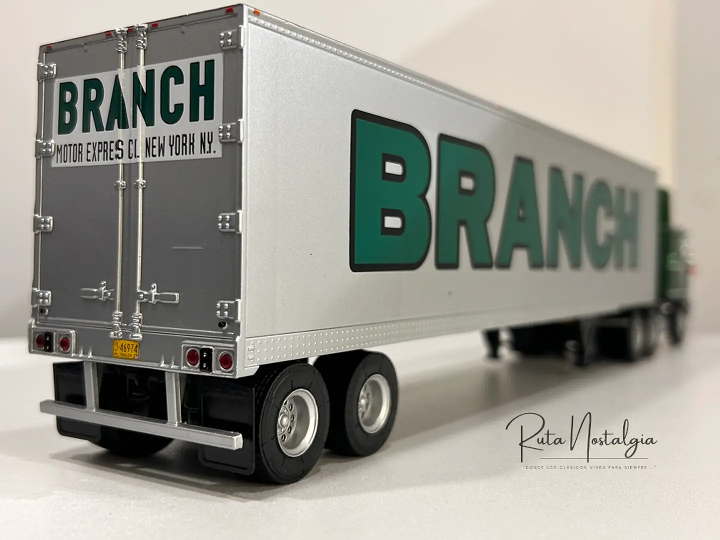 Camión GMC Astro 95 1980 | IXO 1:43 Coleccionable 6