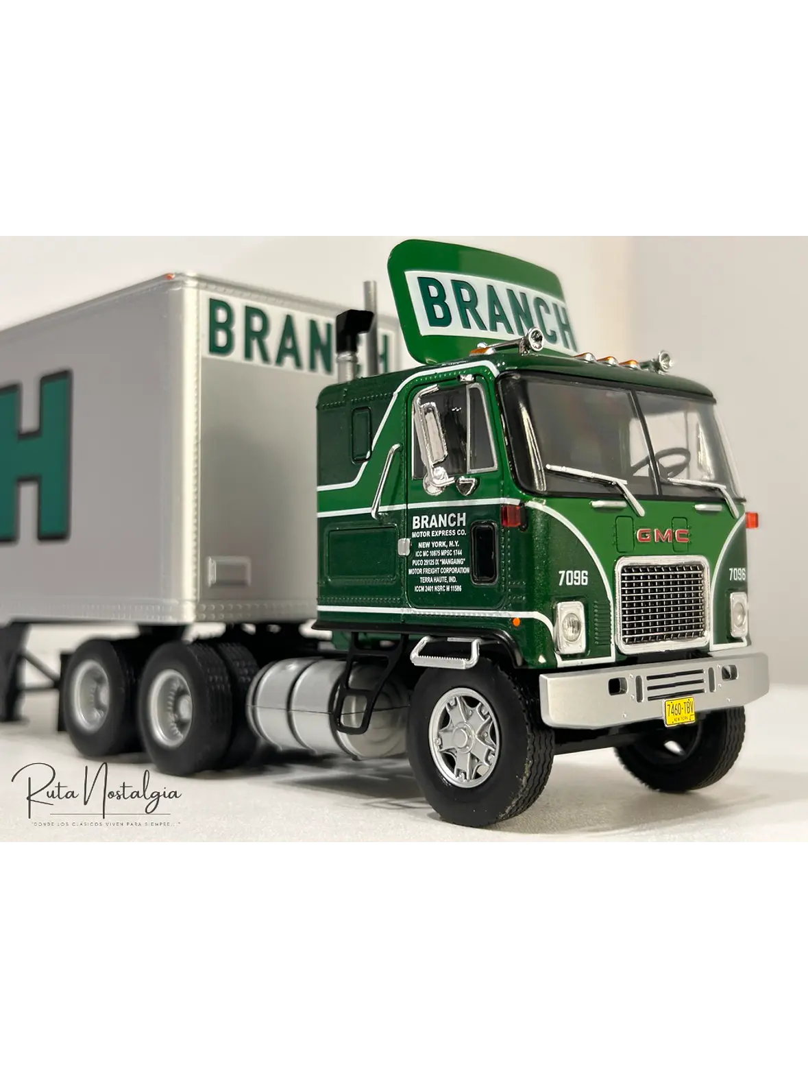 GMC Astro 95 1980 – IXO Models 1:43 – Branch Transport Clásico Cabover 8