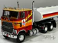 Camión Ford CL-9000 1976 Cisterna | Planeta Agostini 1:43 - Miniatura 5