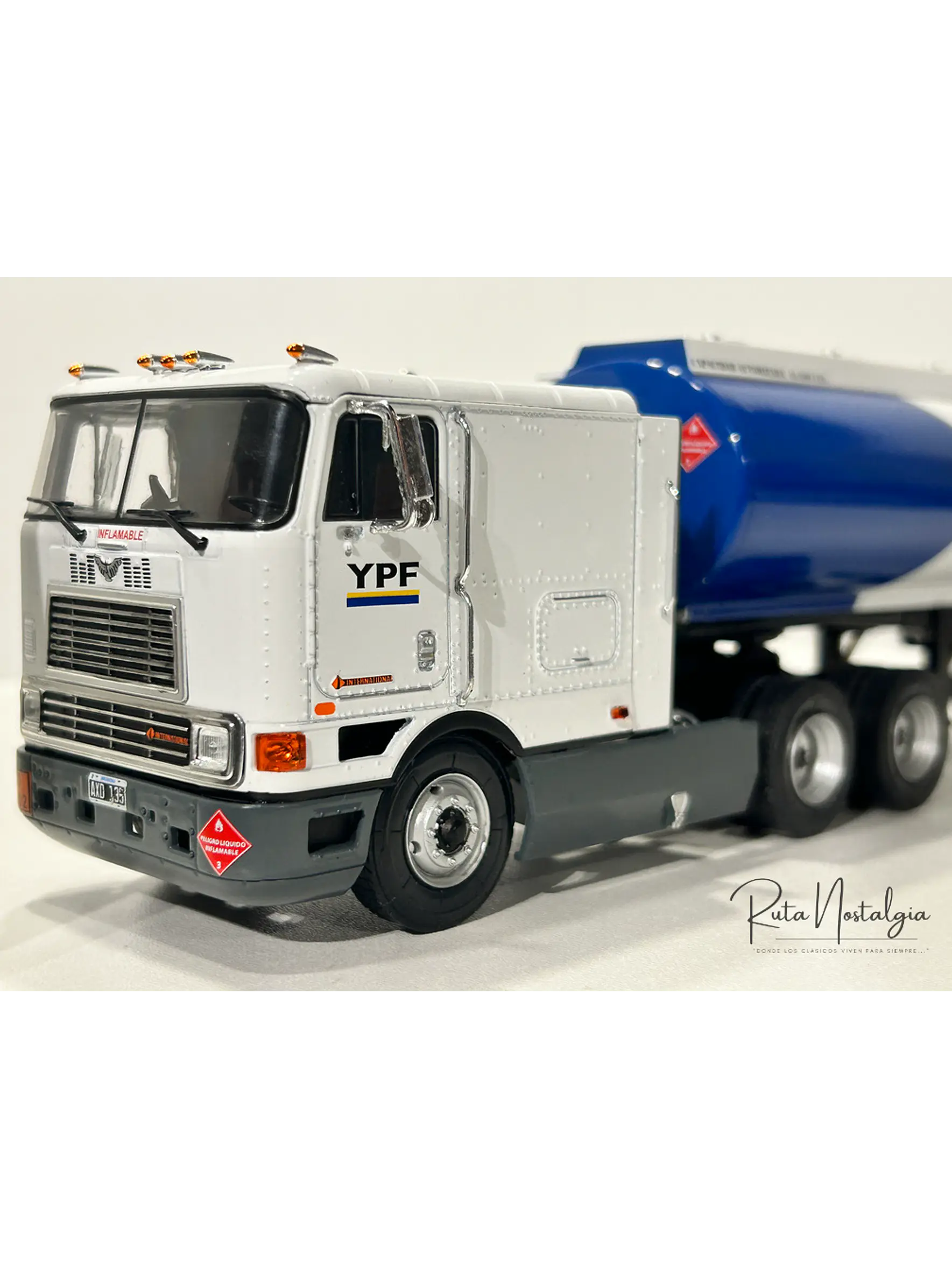 International Eagle 9700 Cabover (1997) – YPF Cisterna Combustible – Colección Camiones Americanos 1:43 2