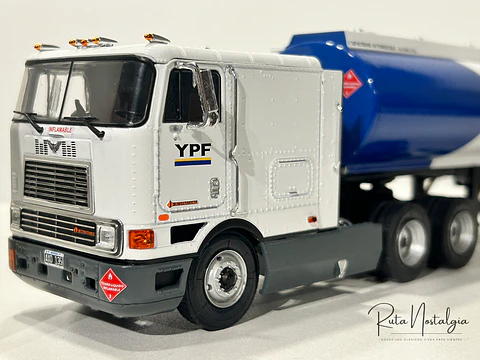 Camión International Eagle 9700 Cabover (1997) | Altaya 1:43