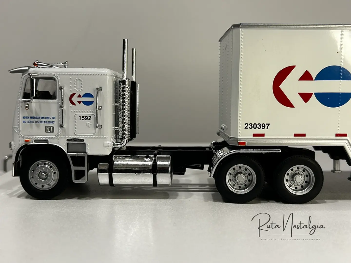 Camión Freightliner FLA NorthAmerican | Altaya 1:43 11