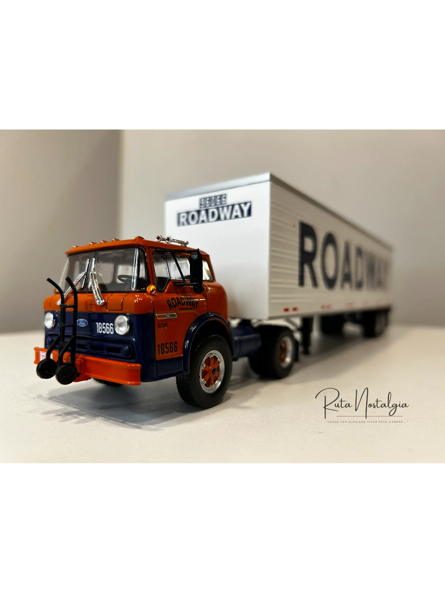 Ford Serie C 1980 “Roadway” – Camión Americano Clásico – Altaya 1:43 3
