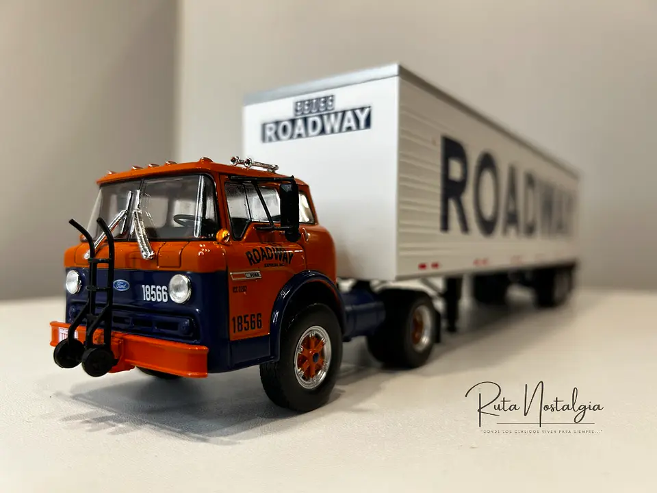 Camión Ford Serie C 1980 “Roadway” | Altaya 1:43 3