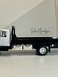 Jada Toys International DuraStar 4400 Flat Bed 1:24 (blanco) – La grúa/plataforma mediana más icónica, en miniatura - Miniatura 6