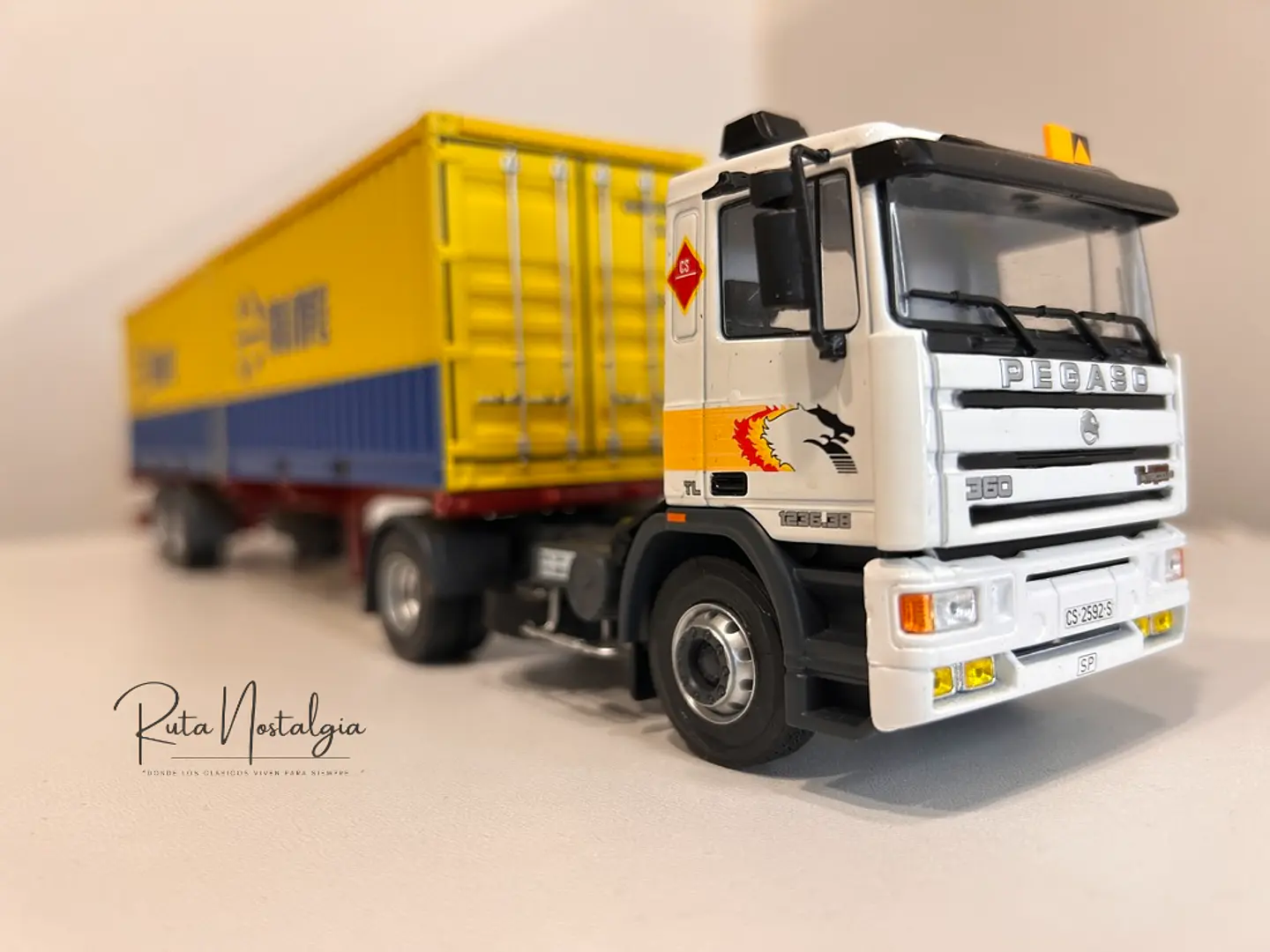 Camión Pegaso Troner 1236 RENFE 1:43 | Salvat 4