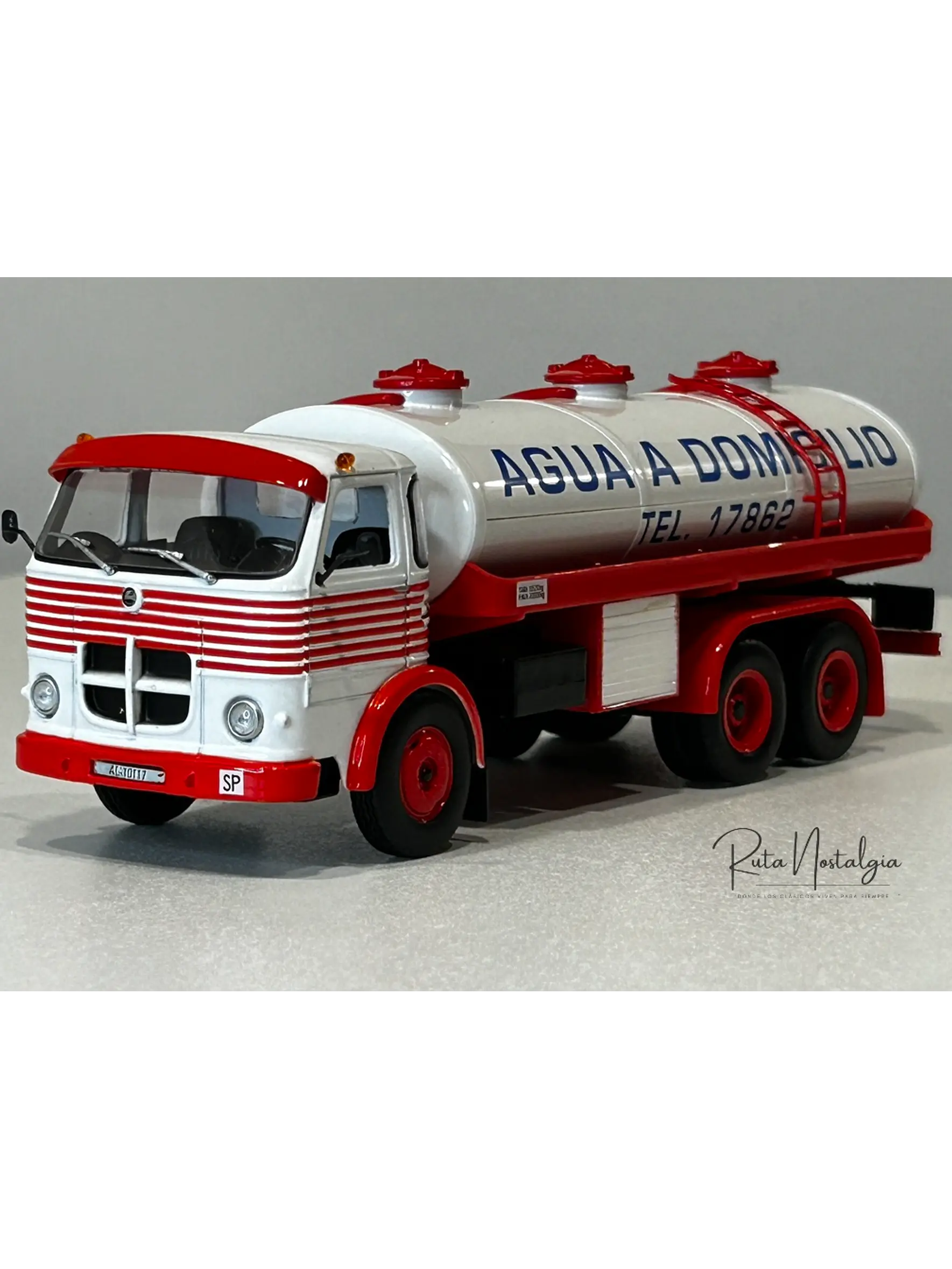 Camión Pegaso Comet 1065 “Agua a Domicilio” 1967 – Altaya/IXO escala 1:43 – Historia en Chile 1