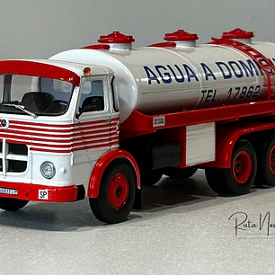 Camión Pegaso Comet 1065 “Agua a Domicilio” 1967 – Altaya/IXO escala 1:43 – Historia en Chile