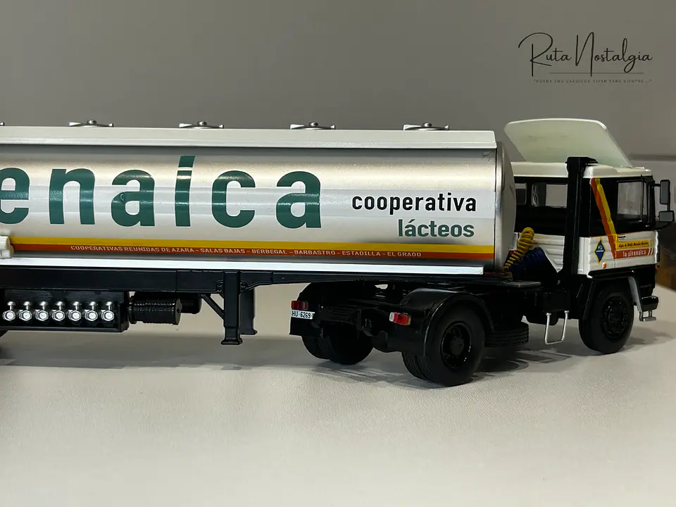 Camión Pegaso 1231 T Cabeza Cuadrada (1983 | Salvat 1:43 3