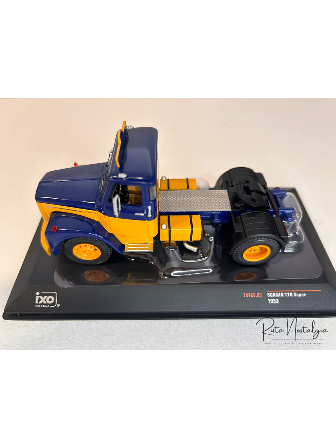 Camión modelo Scania 110 Super ASG 1953 – Ixo Models 1:43 (Coleccionable diecast) 4