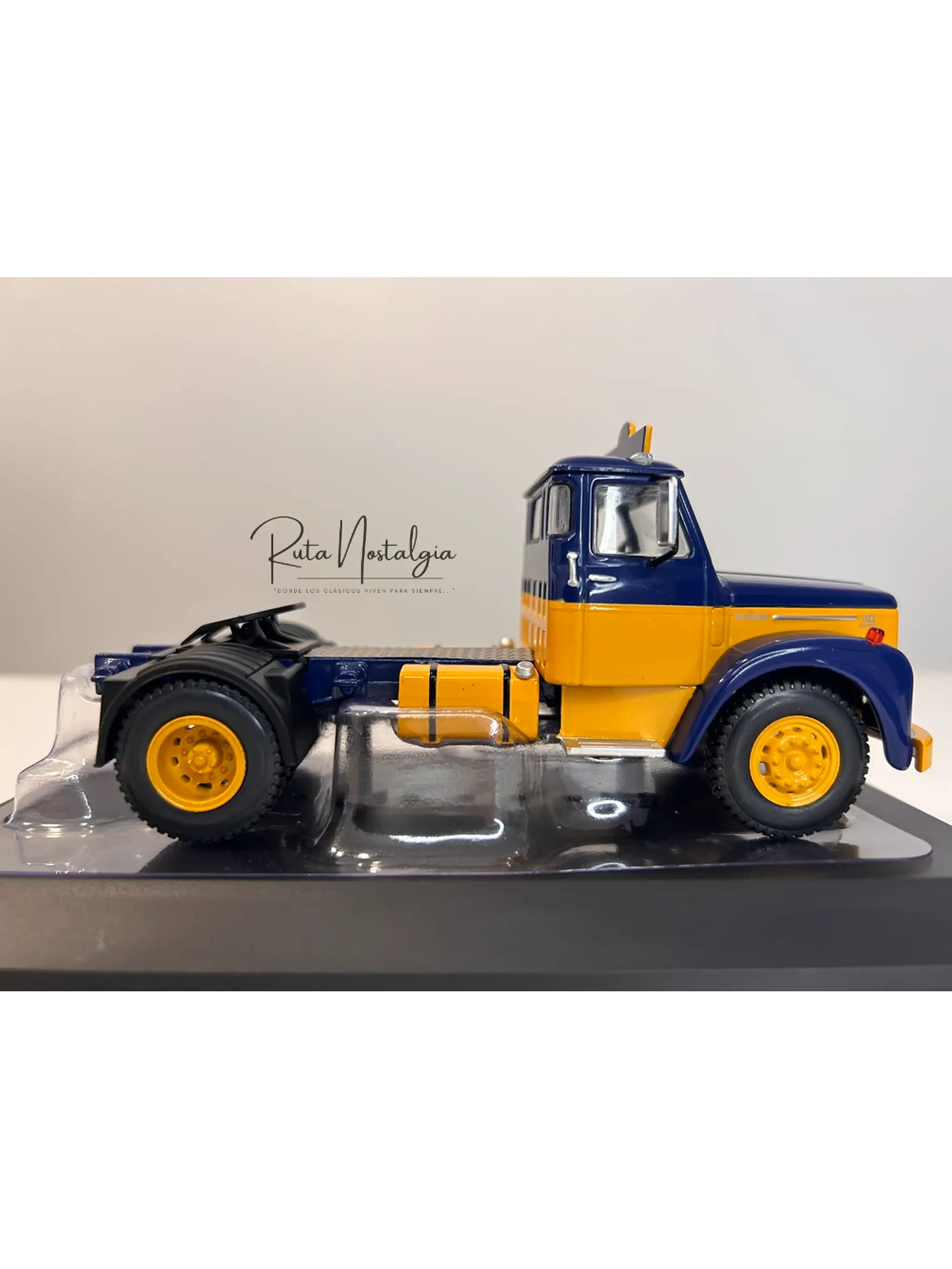 Camión modelo Scania 110 Super ASG 1953 – Ixo Models 1:43 (Coleccionable diecast) 8