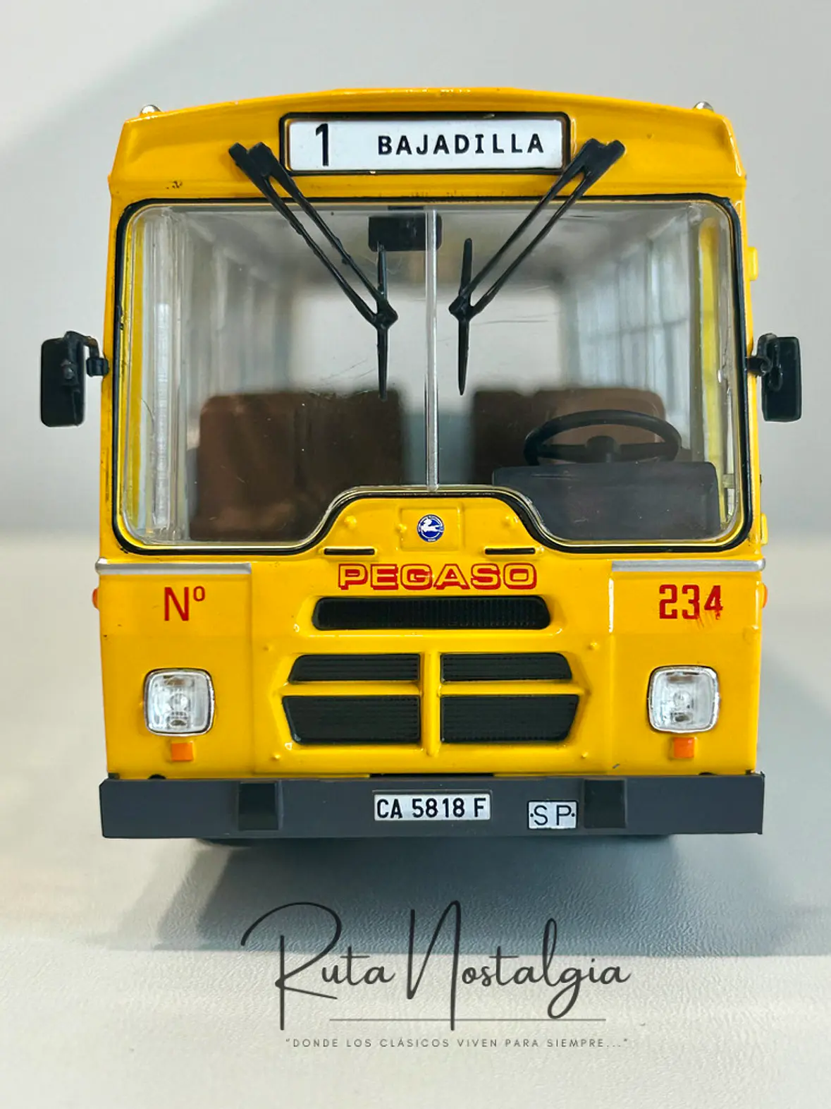 Pegaso 5062A – Autobús Urbano 1976 | Salvat 1:43 – Colección Pegaso España 3