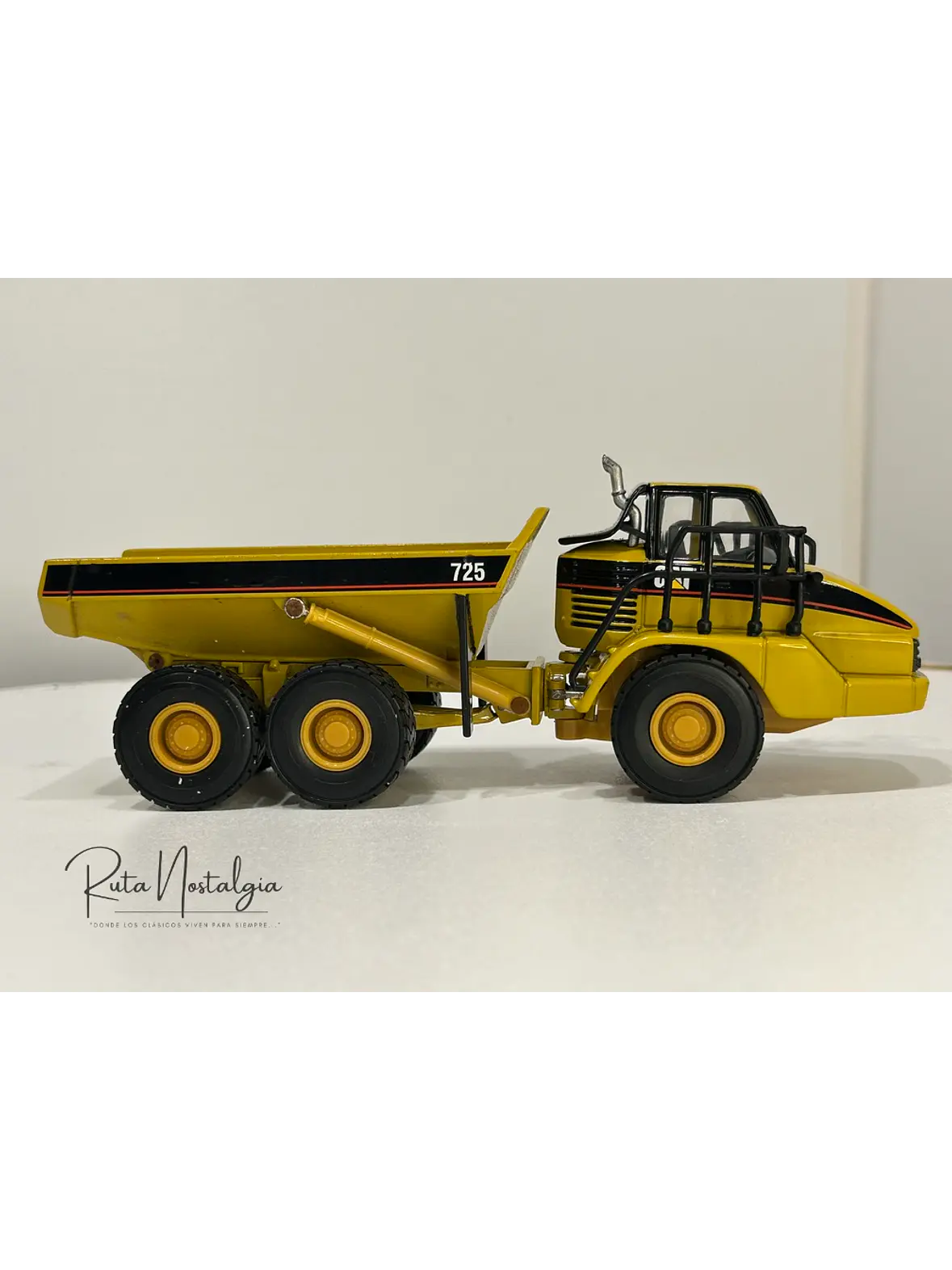 Camión Dumper Articulado CAT 725 – Norscot Escala 1:50 | Modelo a escala de maquinaria minera metálico 10