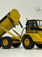 Camión Dumper Articulado CAT 725 – Norscot Escala 1:50 | Modelo a escala de maquinaria minera metálico - thumbnail 1