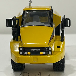 Camión Dumper Articulado CAT 725 – Norscot Escala 1:50 | Modelo a escala de maquinaria minera metálico