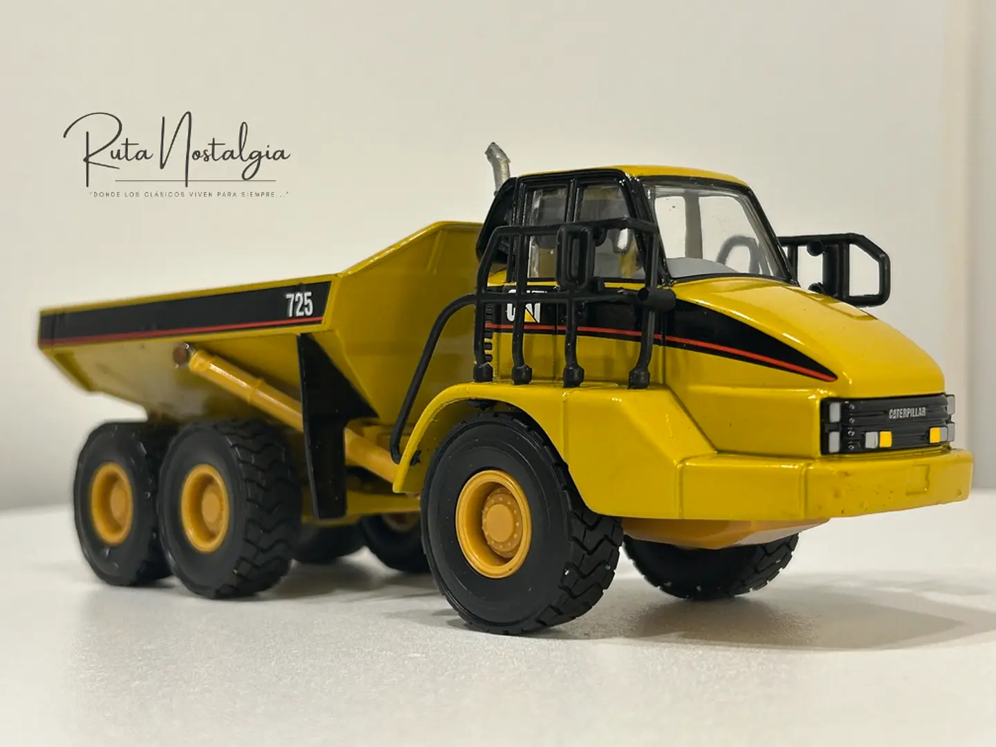 Equipo Minero Articulado CAT 725 | Norscot 1:50 12