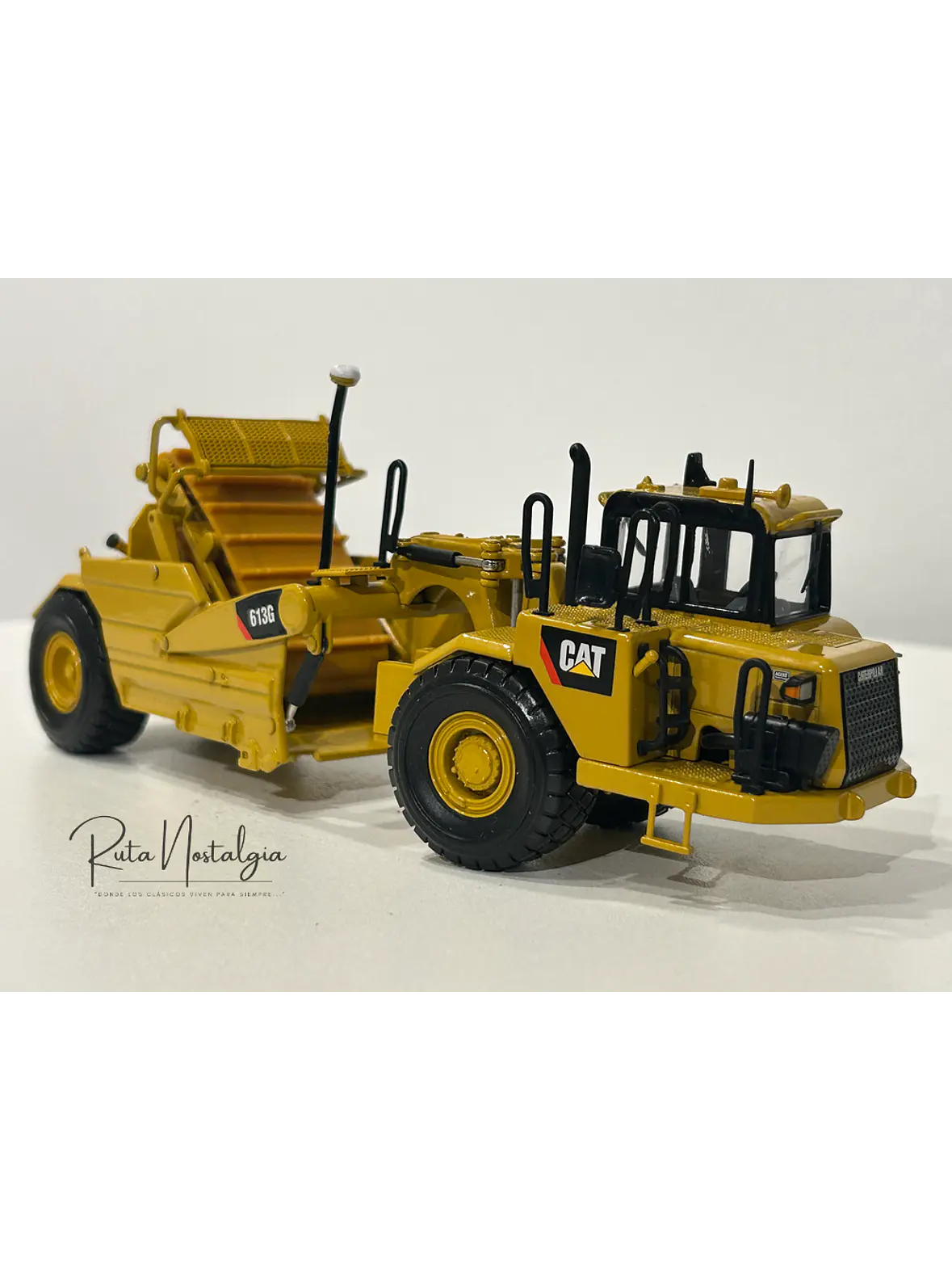 Motoniveladora autocargable CAT 623G  
