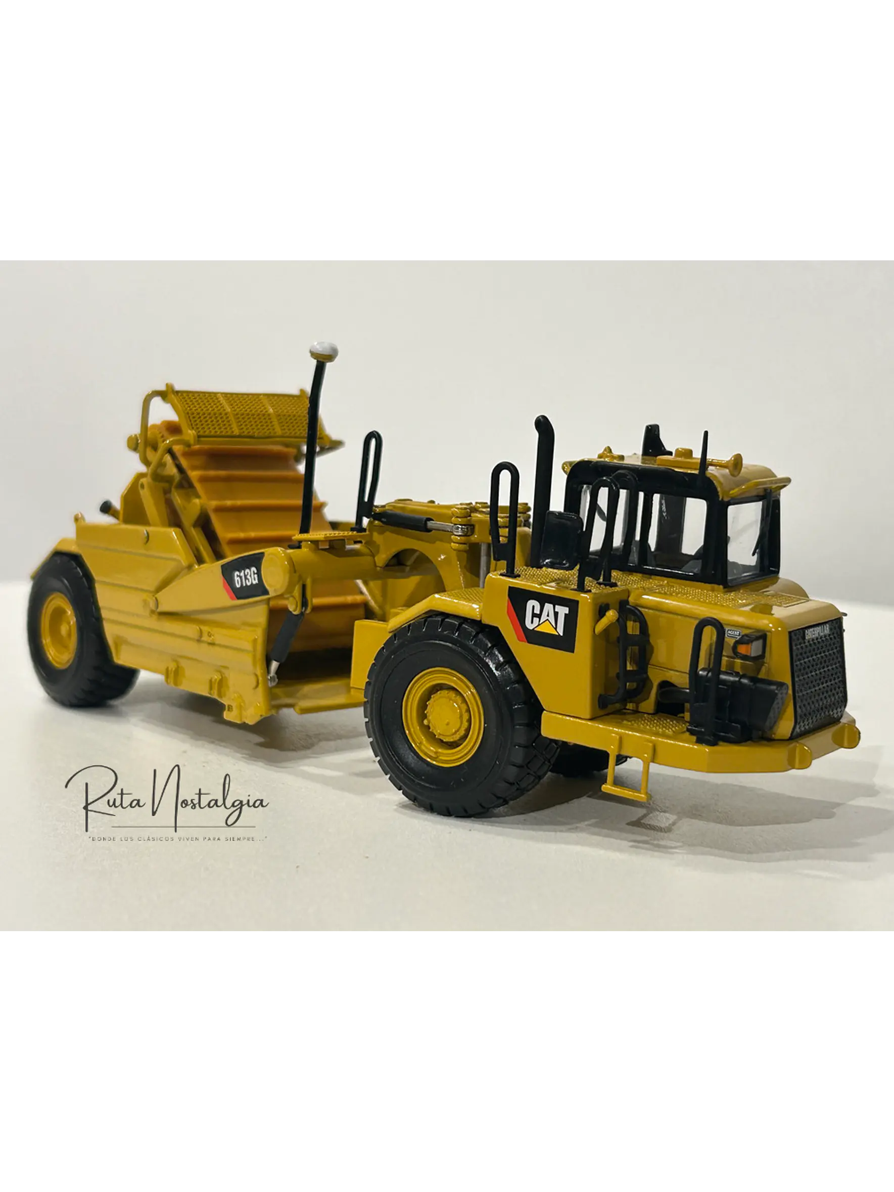 Motoniveladora autocargable CAT 623G  
