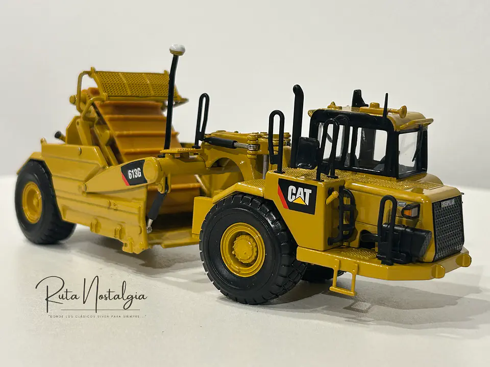 Maquinaria CAT 623G 