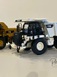Camión Dumper - Highway truck CAT 775G | Norscot Edición Especial - 1:50 – Camión Minero a Escala Coleccionable (Sin caja original) - thumbnail 10