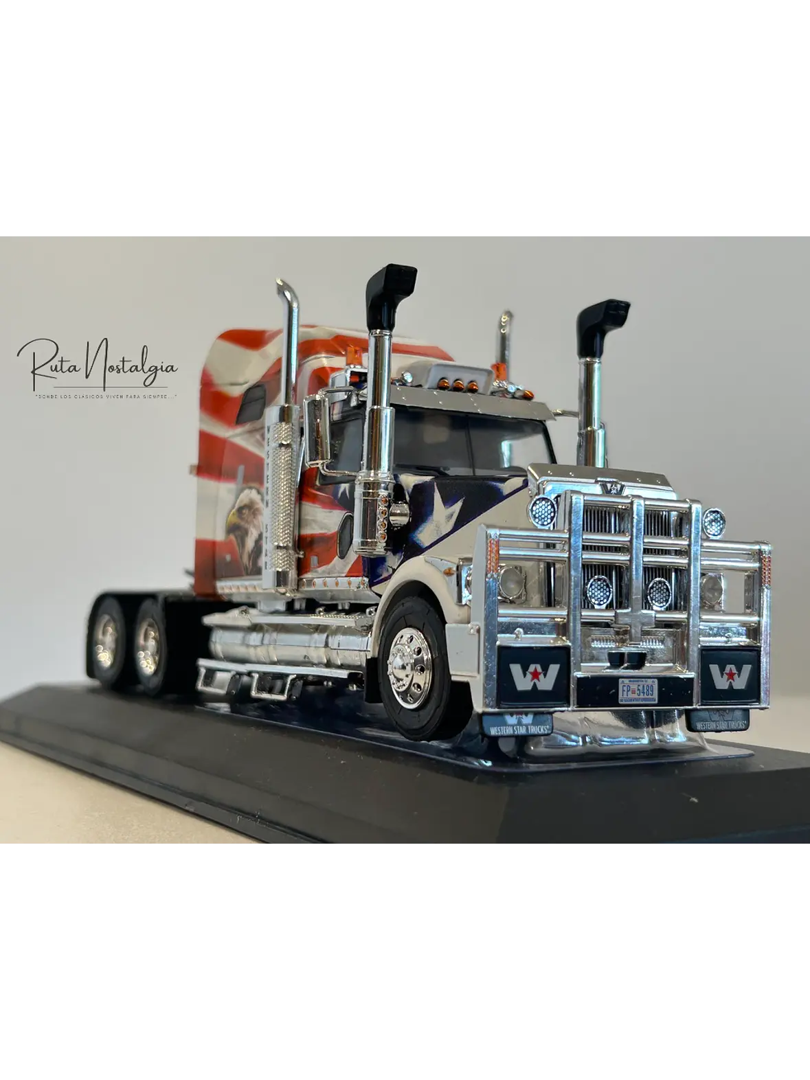 Western Star 4900 “American Eagle” 2015 1:43 Hachette – Camión americano showtruck de colección  1