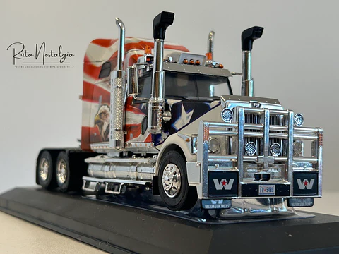 Western Star 4900 “American Eagle” 2015 1:43 Hachette – Camión americano showtruck de colección 