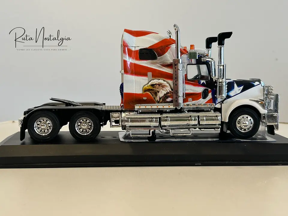 Camión Western Star 4900 “American Eagle” (2015) | IXO 1:43 8