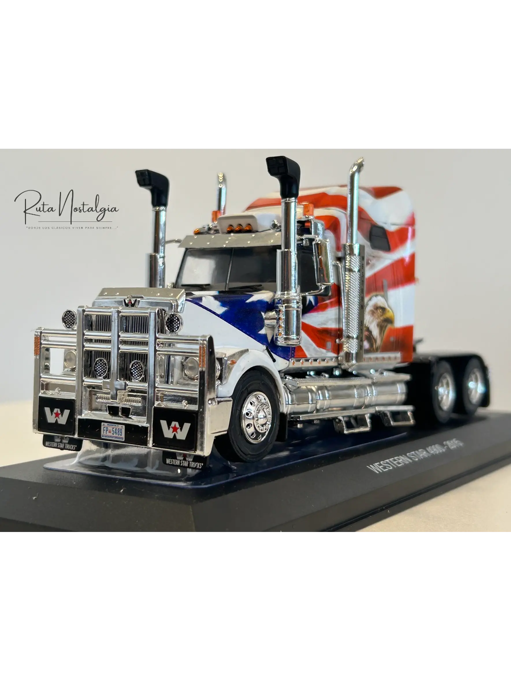 Western Star 4900 “American Eagle” 2015 1:43 Hachette – Camión americano showtruck de colección  3