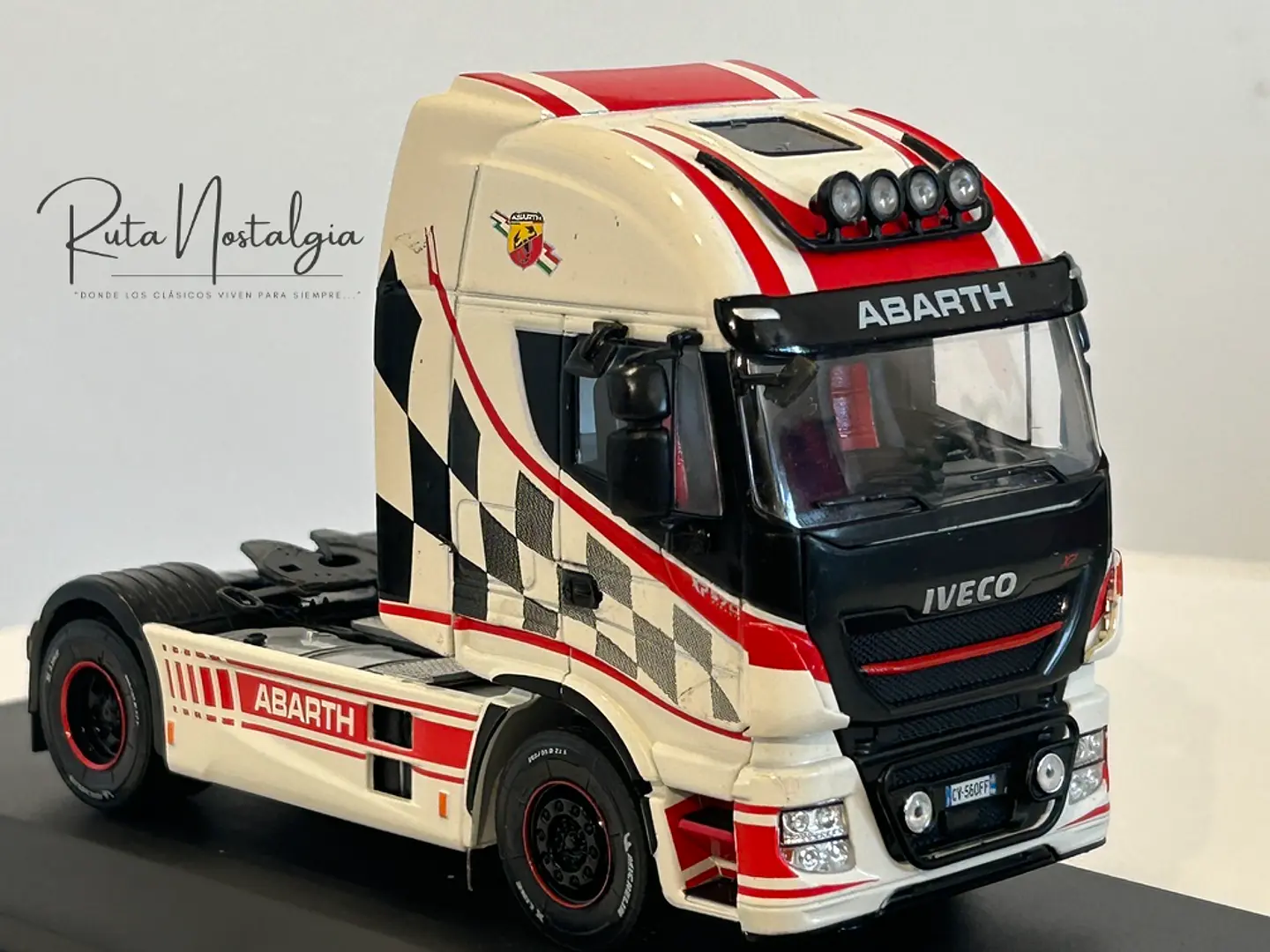 Camión Iveco Stralis Hi-Way 