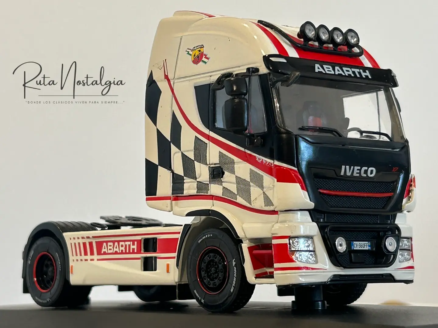 Camión Iveco Stralis Hi-Way 