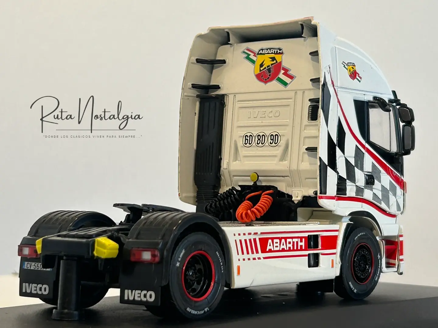 Camión Iveco Stralis Hi-Way 