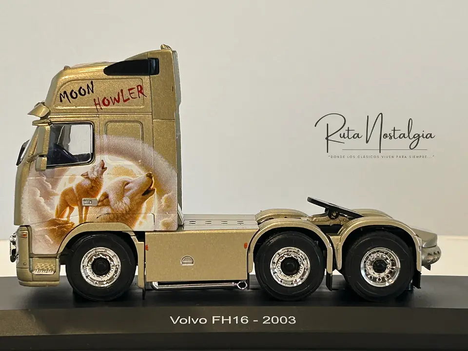Camión Volvo FH16 “Moon Howler” (2003) | IXO 1:43 4