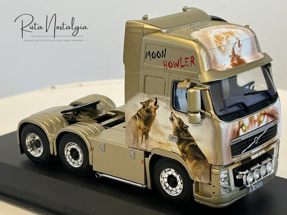 Camión Volvo FH16 “Moon Howler” (2003) | IXO 1:43 8