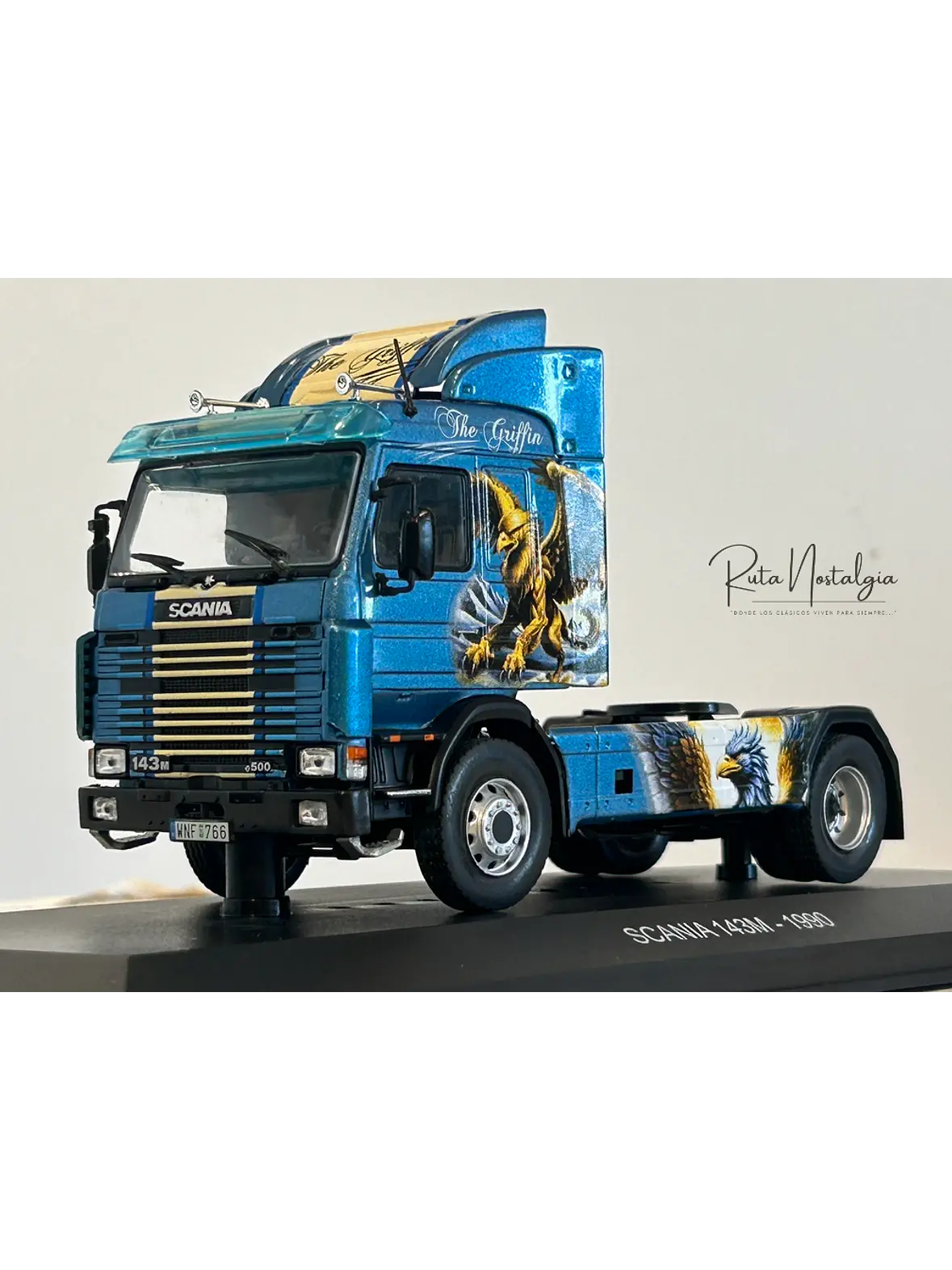 Scania 143M 500 “The Griffin” 1990 1:43 Hachette – Camión V8 sueco. Colección tuning 3