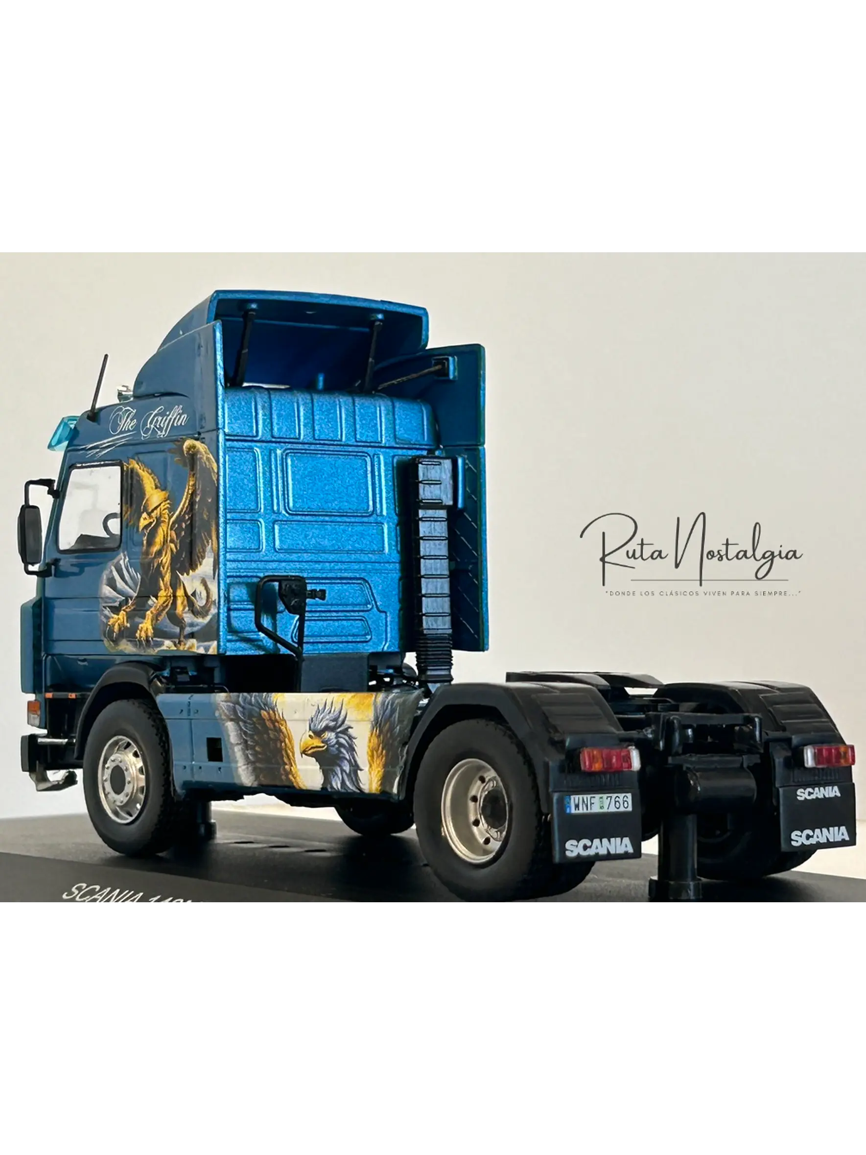 Scania 143M 500 “The Griffin” 1990 1:43 Hachette – Camión V8 sueco. Colección tuning 5