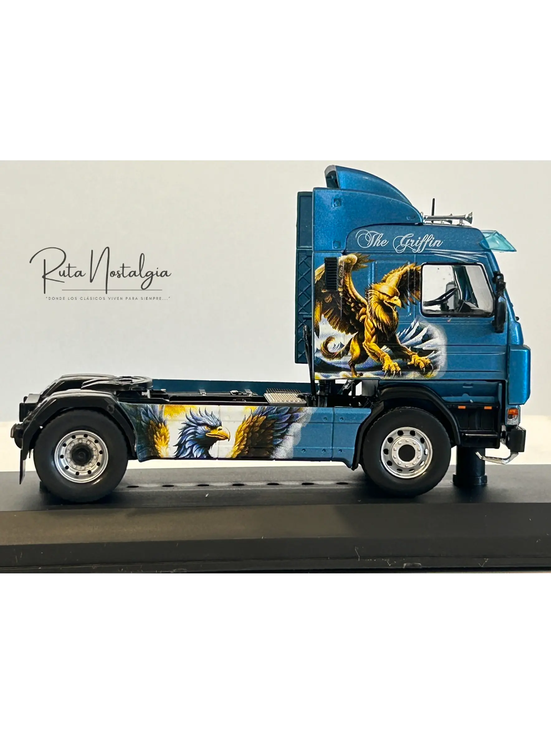 Scania 143M 500 “The Griffin” 1990 1:43 Hachette – Camión V8 sueco. Colección tuning 8