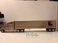 Camión Freightliner Century Class S/T con Semirremolque NZG - Miniatura 3