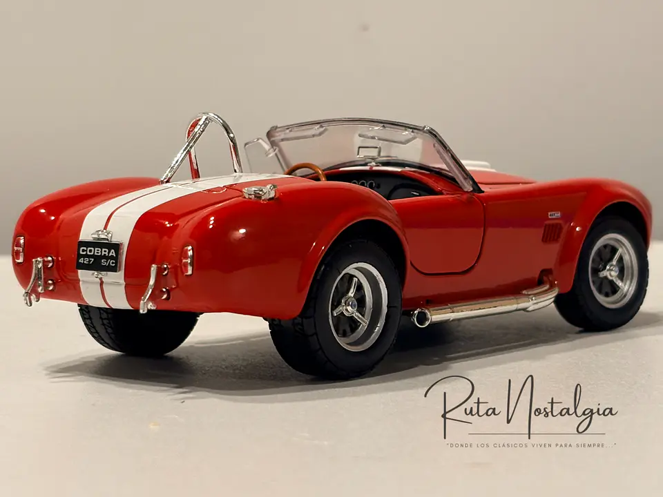 Auto Shelby Cobra 427 S/C (1965) | Welly 1:24 8