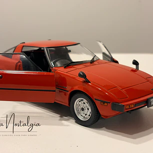 Auto Mazda RX-7 RHD 1980 Rojo WhiteBox 1:24 | Deportivo Japonés Clásico de Colección - Modelo sin caja