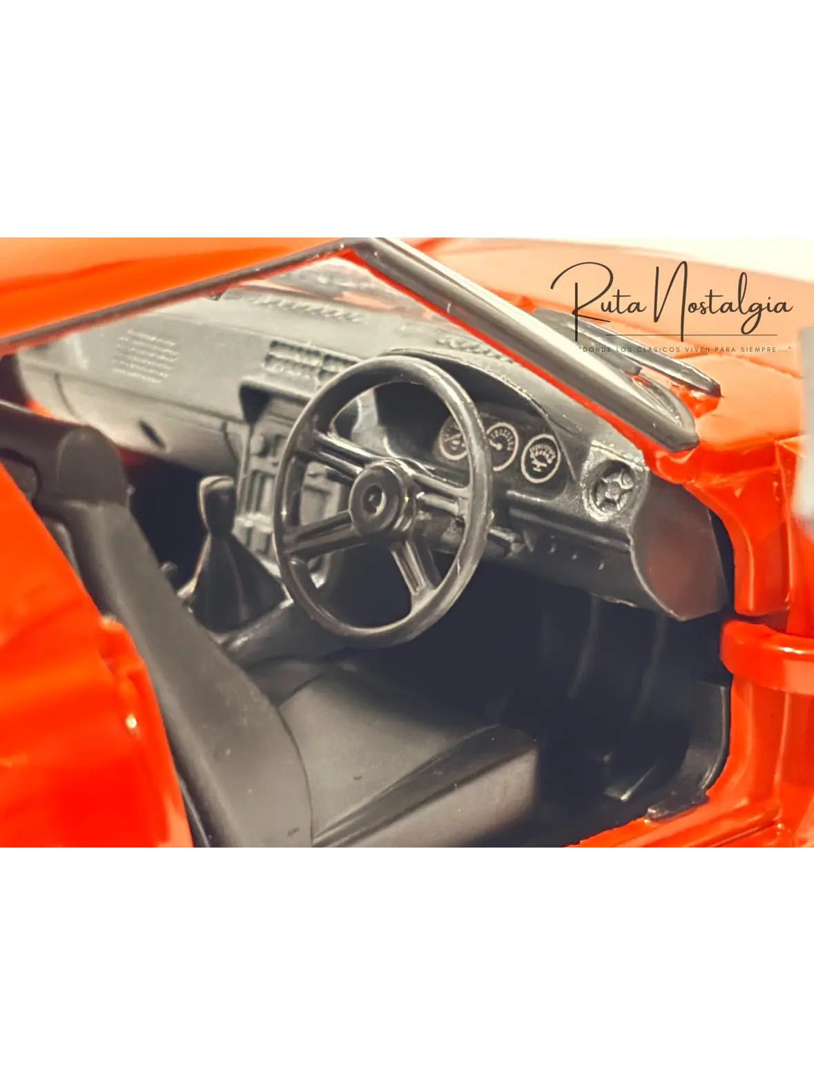 Auto Mazda RX-7 RHD 1980 Rojo WhiteBox 1:24 | Deportivo Japonés Clásico de Colección - Modelo sin caja 2