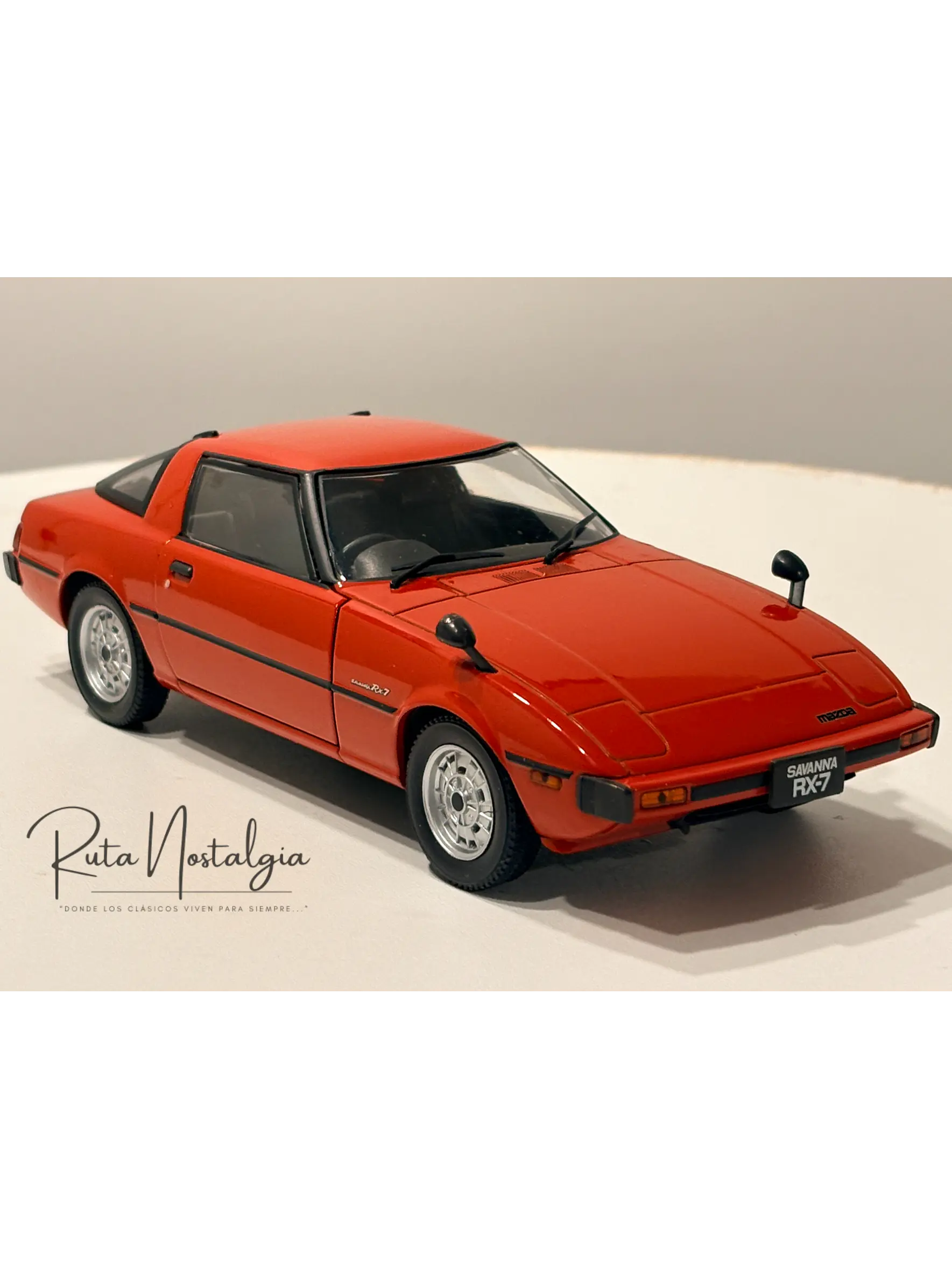 Auto Mazda RX-7 RHD 1980 Rojo WhiteBox 1:24 | Deportivo Japonés Clásico de Colección - Modelo sin caja 9