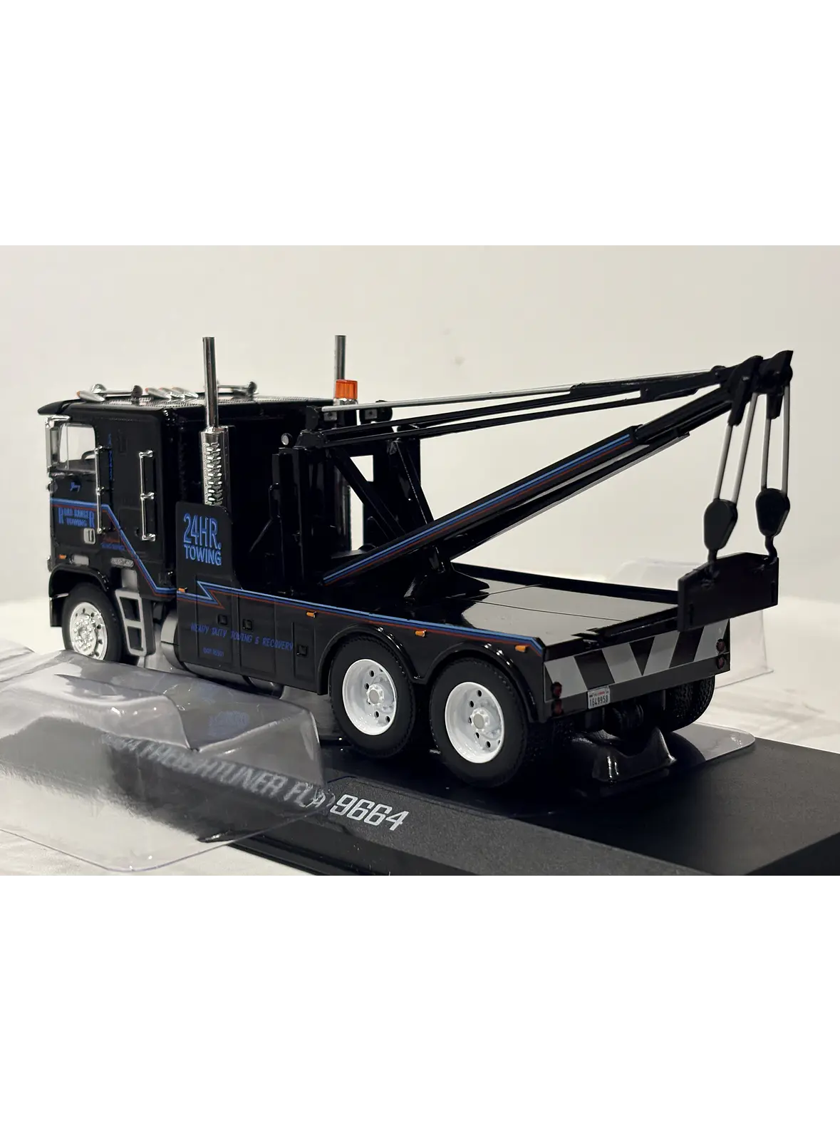 Freightliner FLA 9664 Terminator 2 