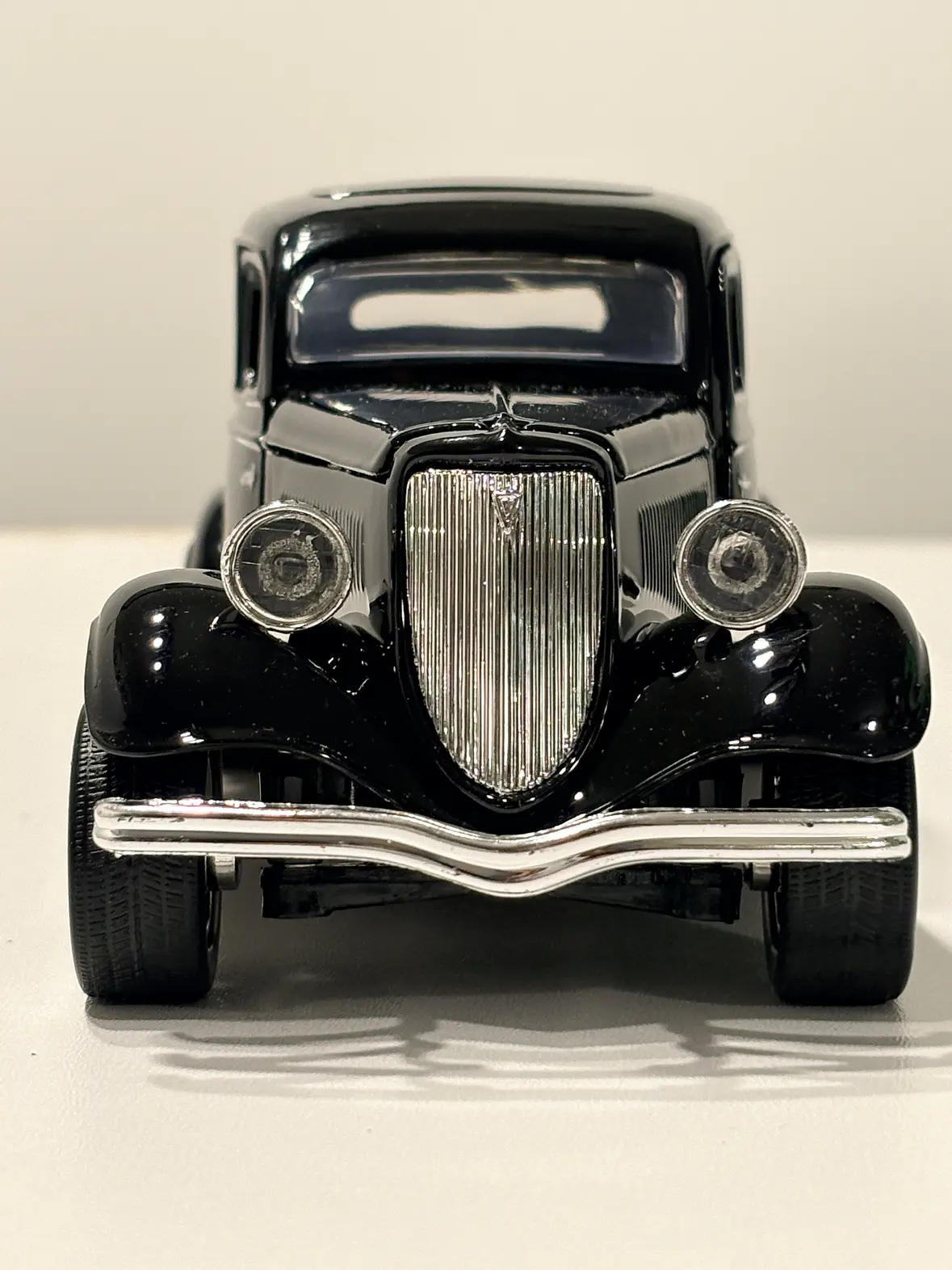 Auto Ford Coupe (1934) | Motormax 1:24 – Clásico V8 de los años 30 para coleccionistas 4