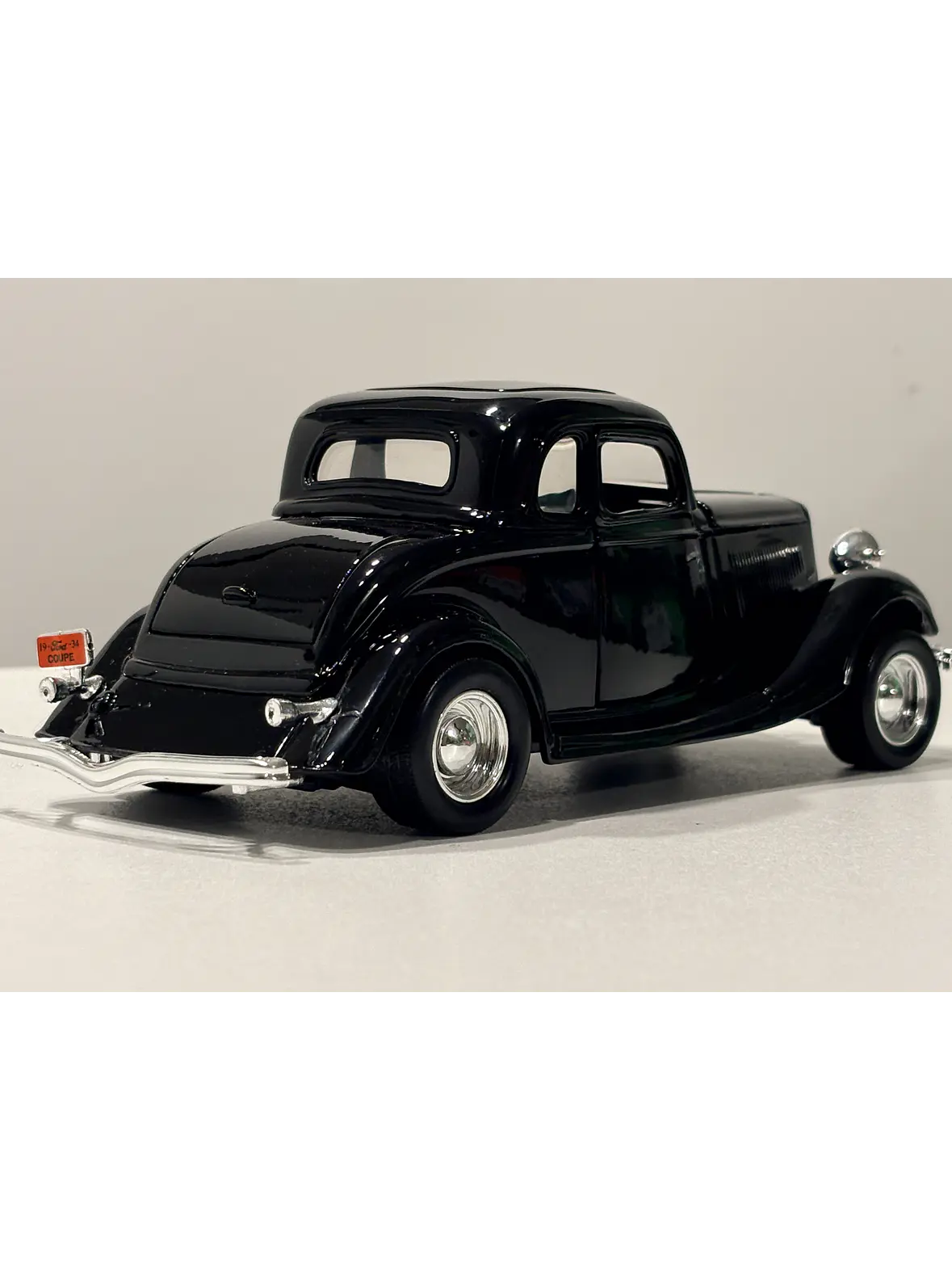 Auto Ford Coupe (1934) | Motormax 1:24 – Clásico V8 de los años 30 para coleccionistas 7