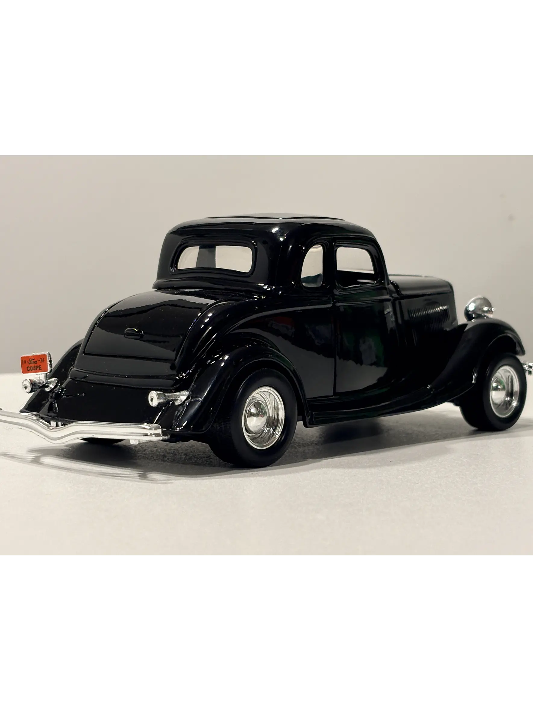 Auto Ford Coupe (1934) | Motormax 1:24 – Clásico V8 de los años 30 para coleccionistas 7