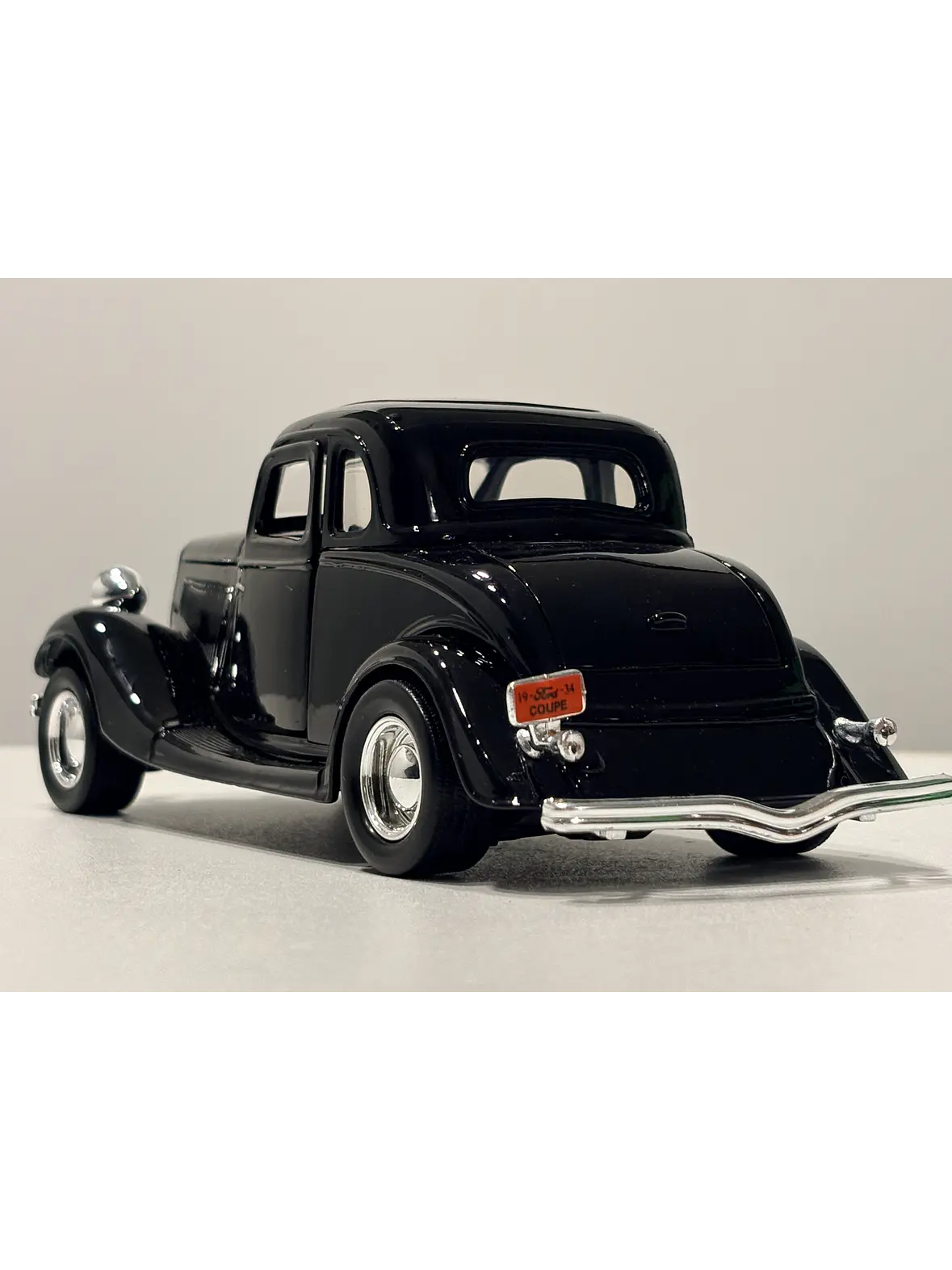 Auto Ford Coupe (1934) | Motormax 1:24 – Clásico V8 de los años 30 para coleccionistas 8