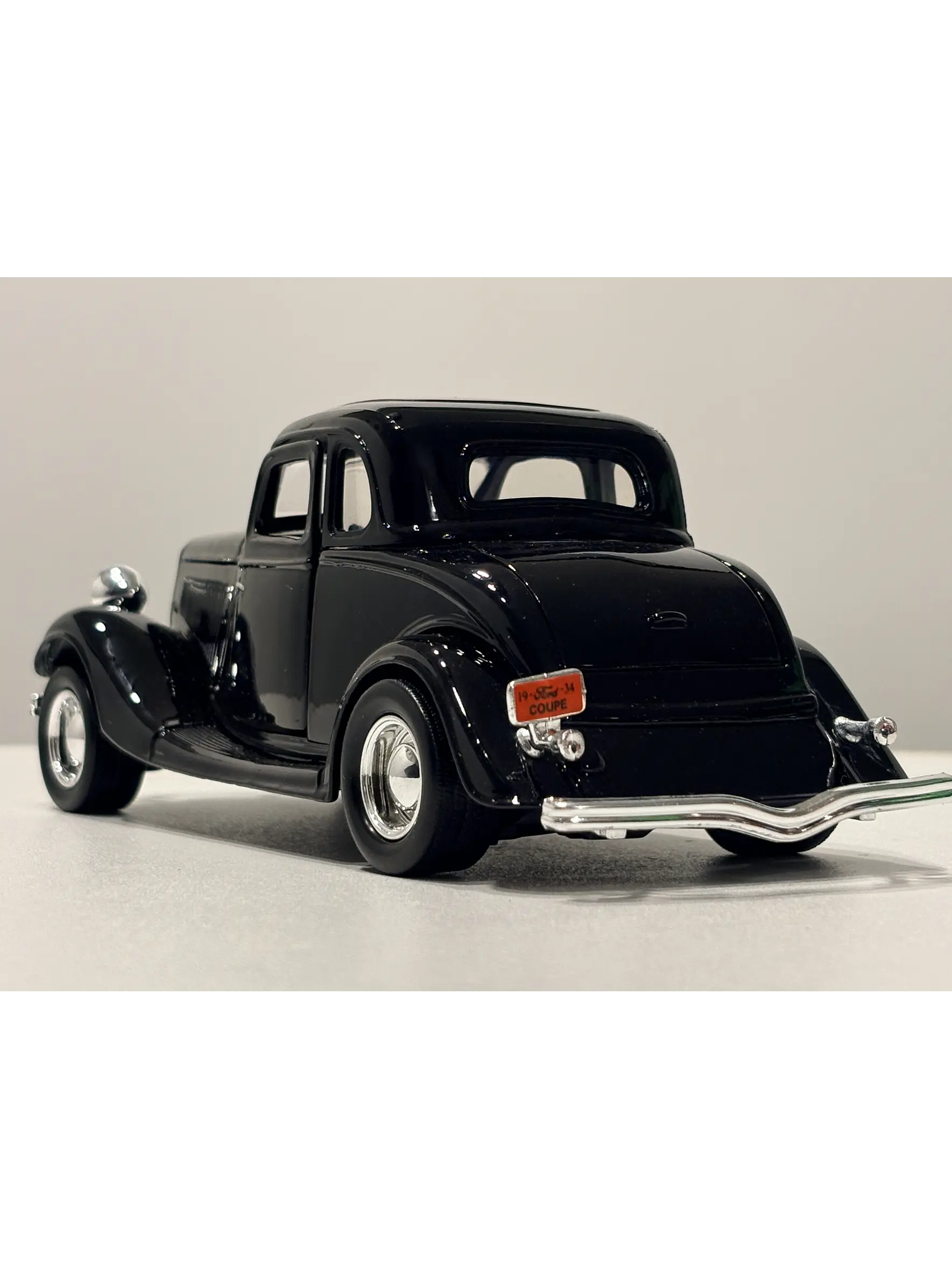 Auto Ford Coupe (1934) | Motormax 1:24 – Clásico V8 de los años 30 para coleccionistas 8