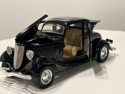 Auto Ford Coupe v8 (1934) | Motormax Escala 1:24