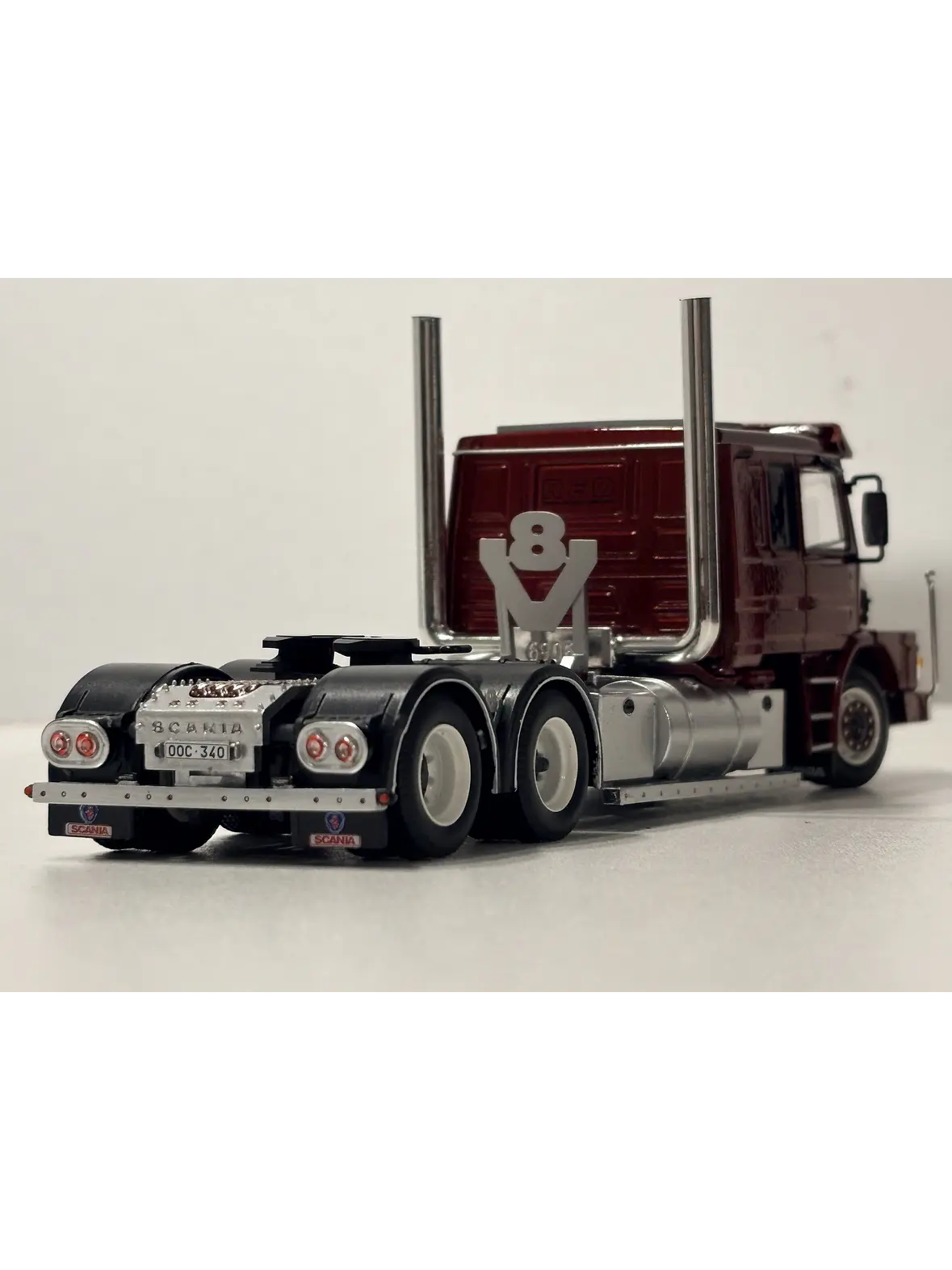 Scania 2 Series Torpedo Metallinkierratys V8 | Tekno 1:50 – Camión clásico europeo con doble cabina 6