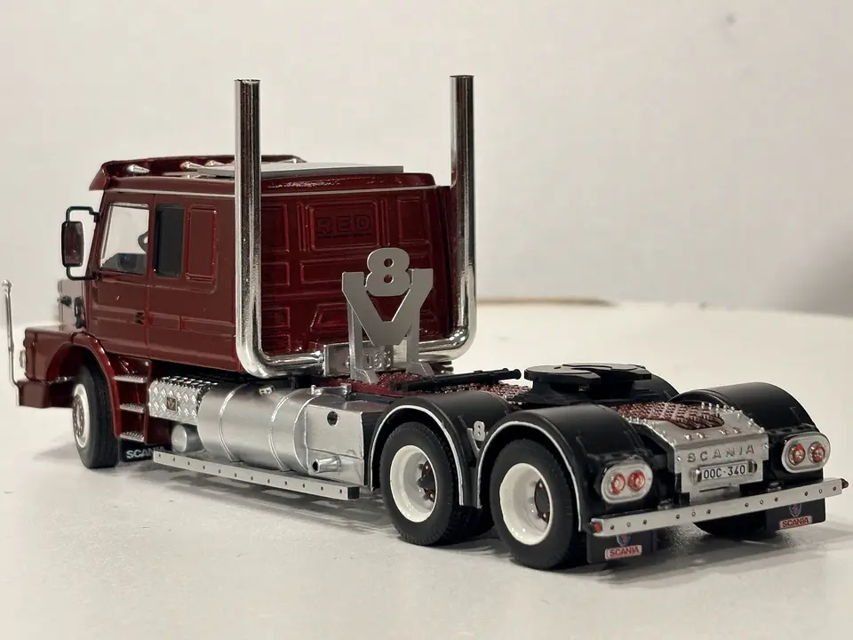 Camión Scania 2 Series Torpedo | Tekno Escala 1:50 6